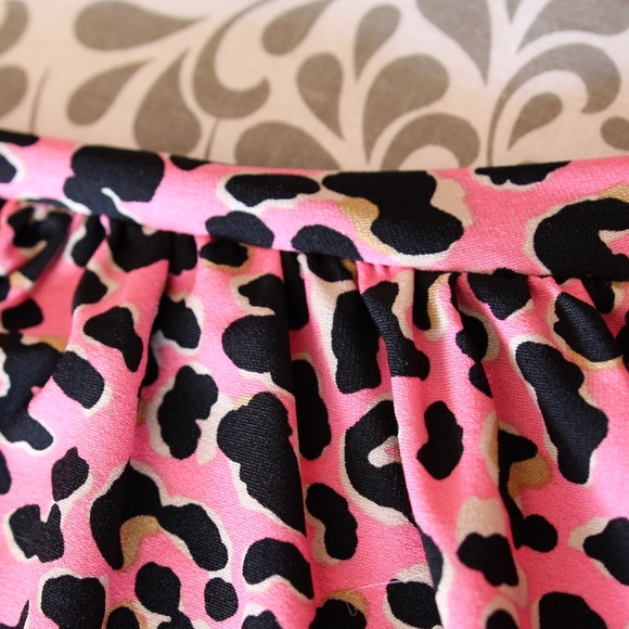 Peter Nygard Women's Dress Medium Petite - Picture 7 of 10